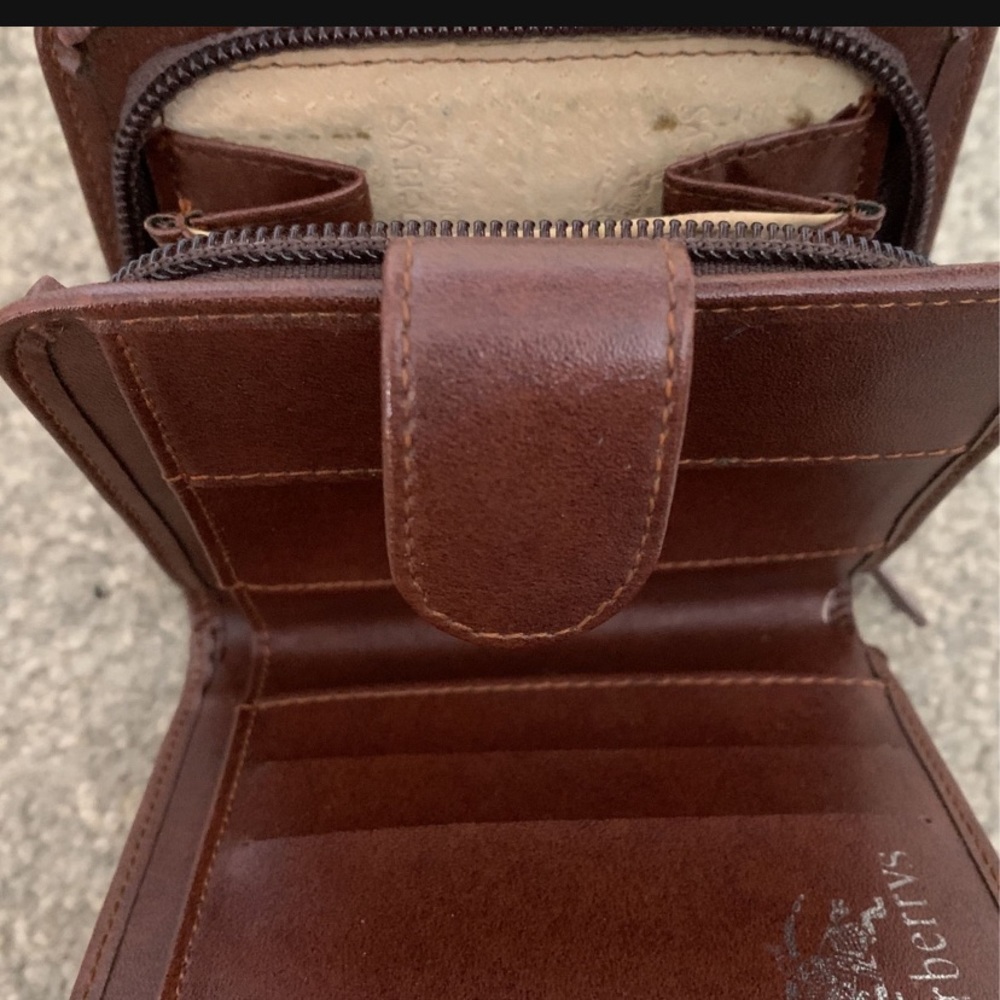 Women’s wallet